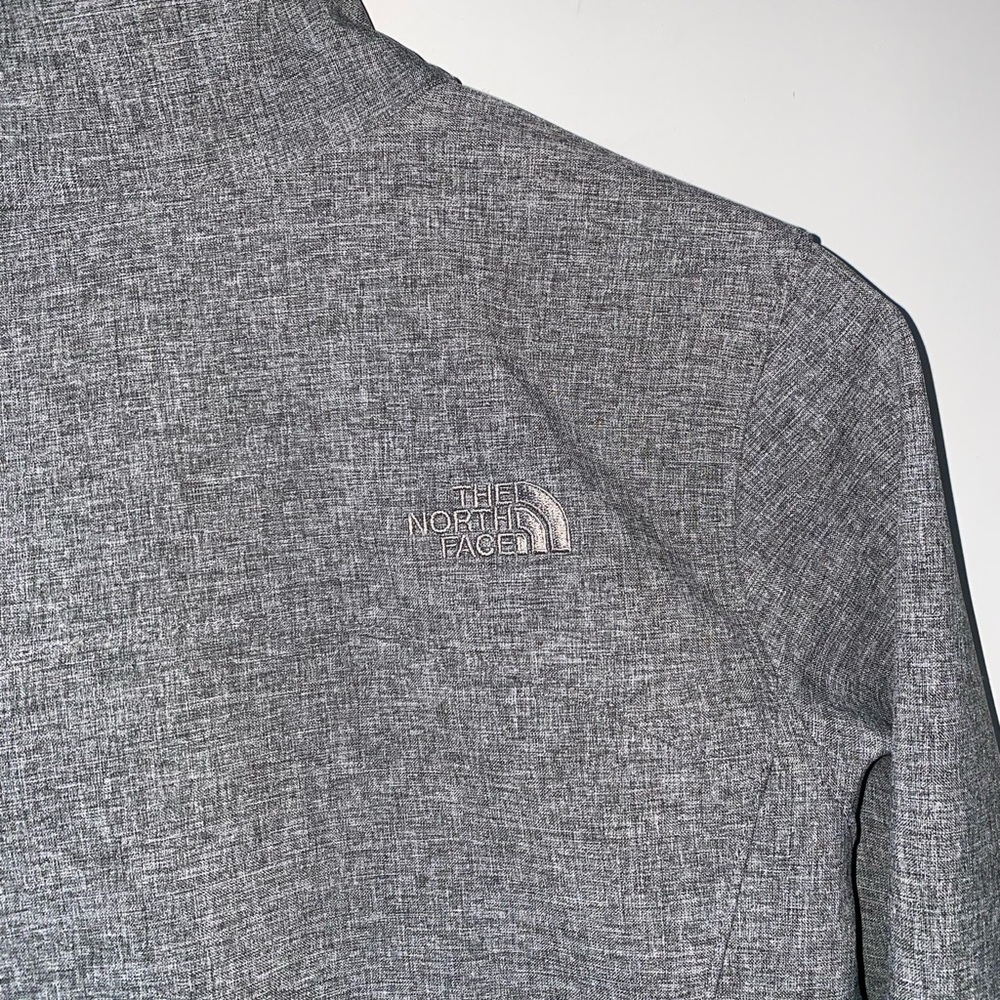 NorthFace Jacket - Picture 3 of 7
